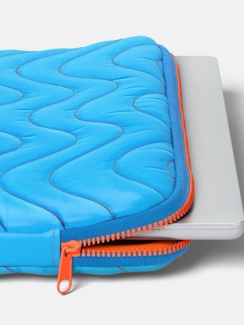 heyday 15” Bright Blue Quilted Laptop Sleeve (Fit Up to 14” Laptop) - NWT